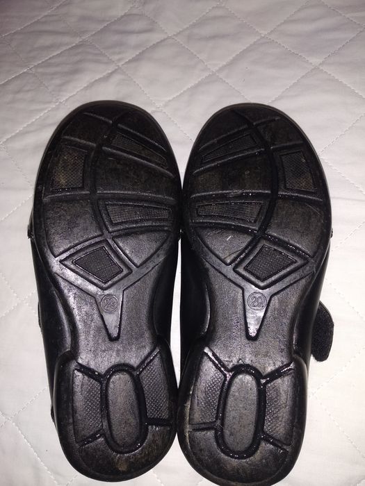 Туфли на мальчика.