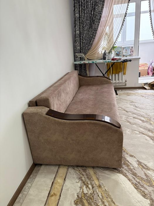 Тез арада срочно диван сатылады