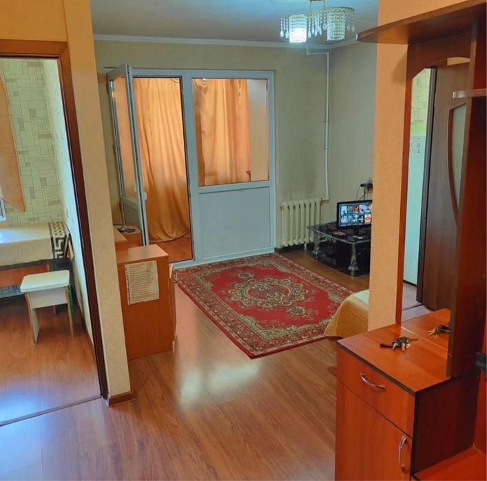 сдам квартиру ежемесячно в  районе центре цум