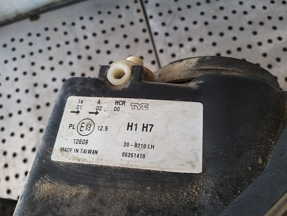 Far stanga seat altea 5p 20b210lh