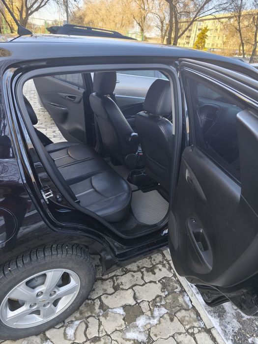 Продам Spark, 2021 года.