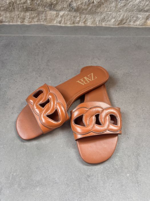 Sandale ZARA de piele, Marimea 36