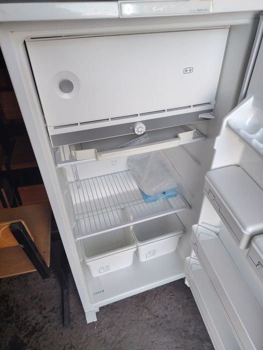 Холодильник Бирюса