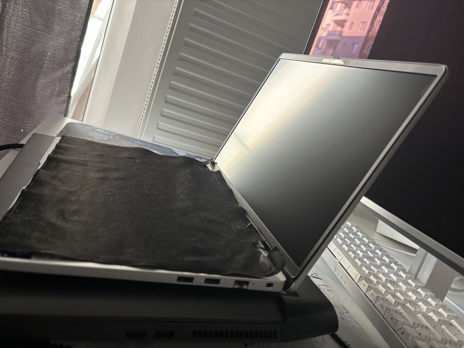 Vand Laptop Dell Pro 14 Ultra 5 2nd gen, 16 ram DDR5, 512gb