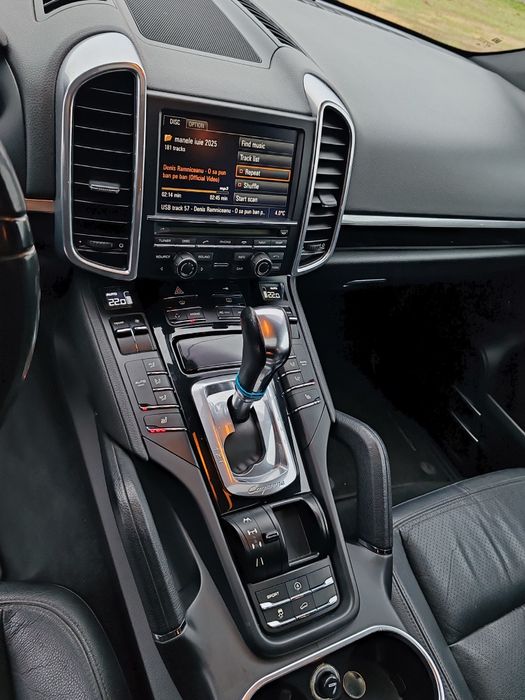 Porsche cayenne 2012  diesel roti 22