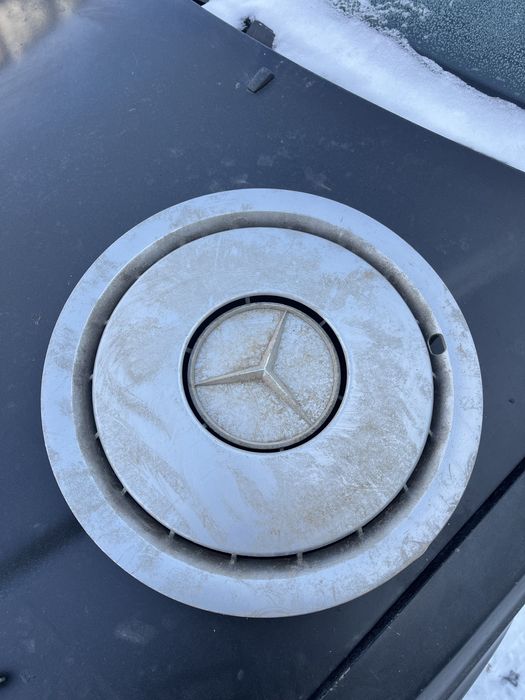 Колпак Mercedes-Benz