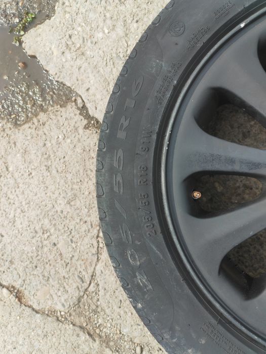Vând jante bmw seria 1 e87 205 55 R16 pirreli run flat dot 2021