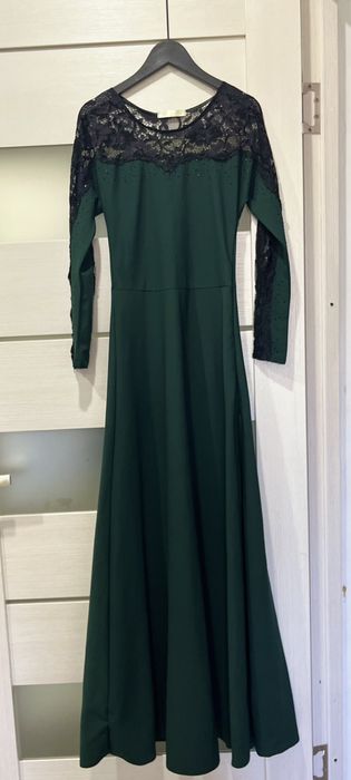 Вечернее платье темно зеленое
