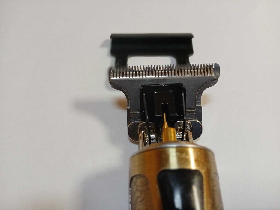 Mașină de tuns profesionala Trimmer T9 cu Turnul - Transport Gratuit