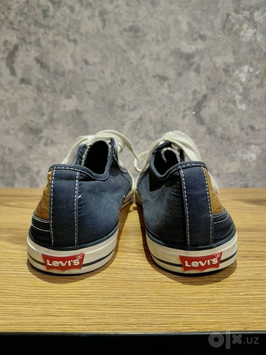 Оригинальные кеды Levi’s
