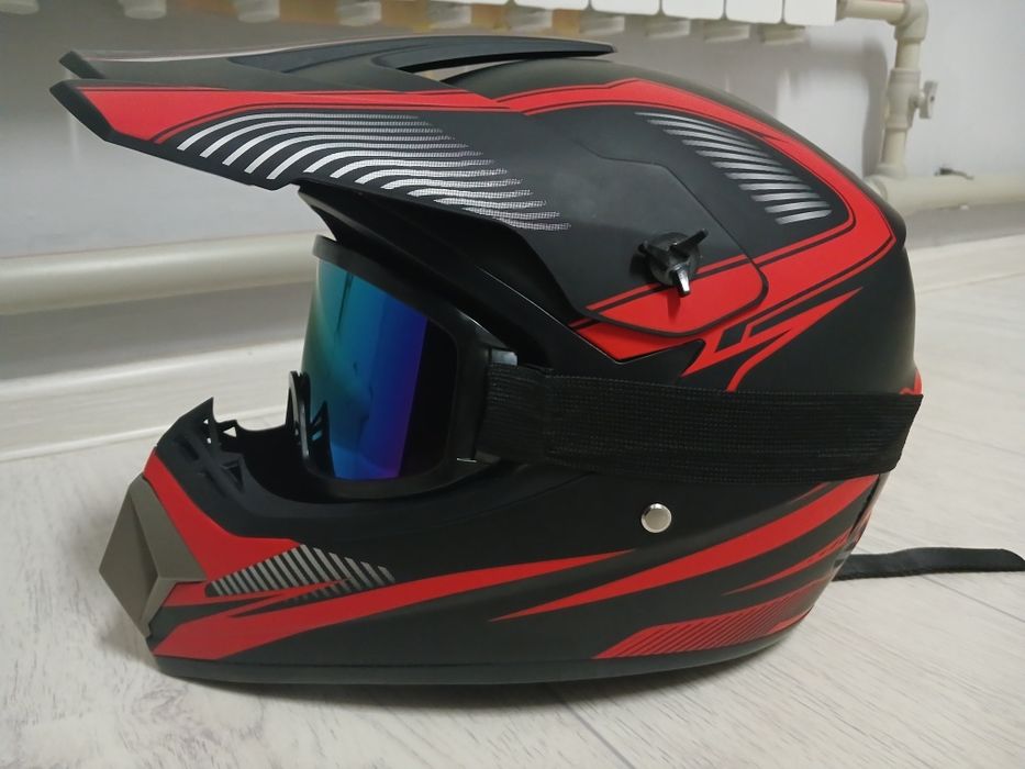 Шлем для велоспорту и пита