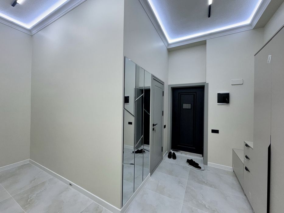 3х студийная квартира, на 8 этаже. Гагарина