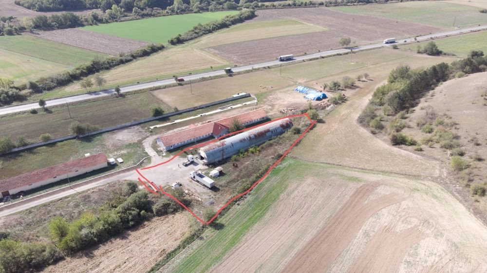 Продава се Промишлена сграда в с. Ушинци, Област Разград - 600 кв.м за 255 €/кв.м - Снимка #1