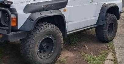 Overfendere aparatori de noroi Nissan Patrol 3 usi  Y60 (1989-1997)