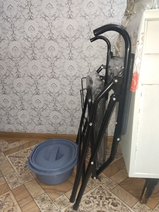 Продам туалетный стул