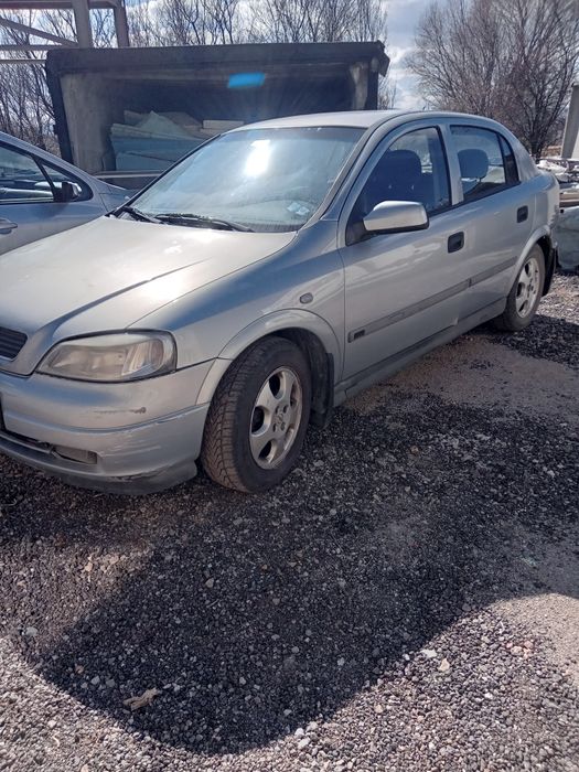 Опел Астра 1.4i на части