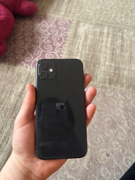 Iphone 11в хорошем состоянии