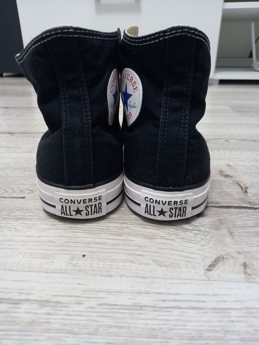 Teniși Converse Albi și Negri