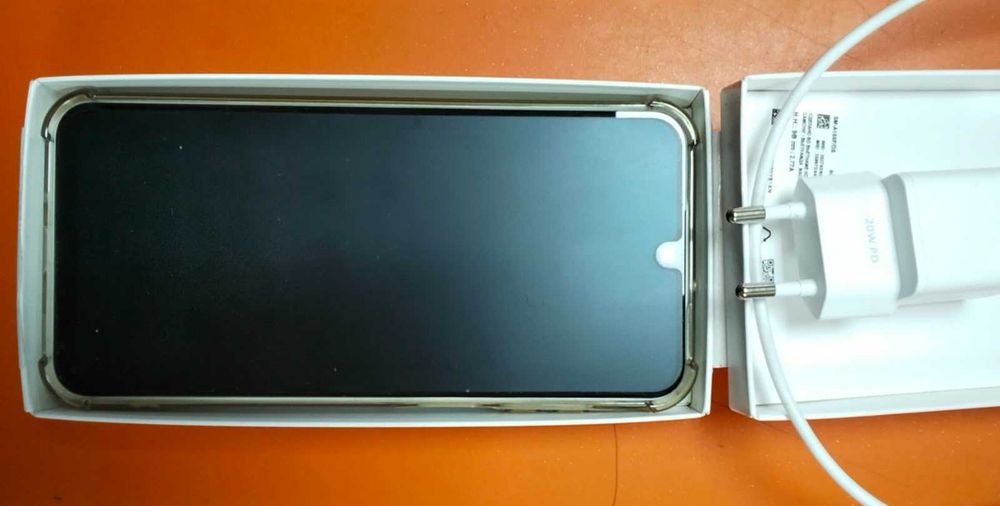 Продам Samsung Galaxy A16 128G