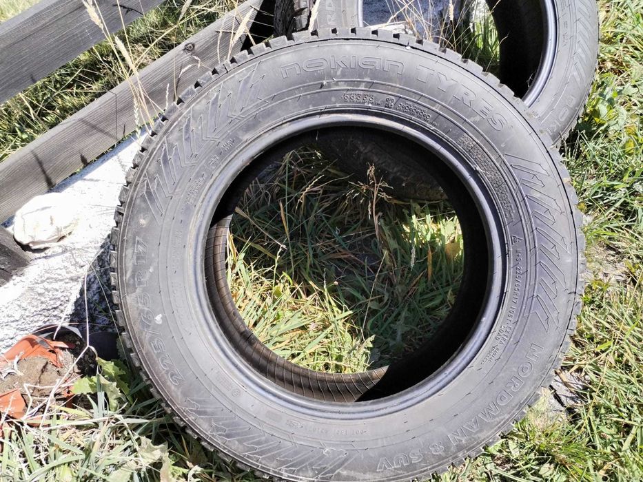 Anvelope Nokian 225 65 R17, iarna ,extra load, noi