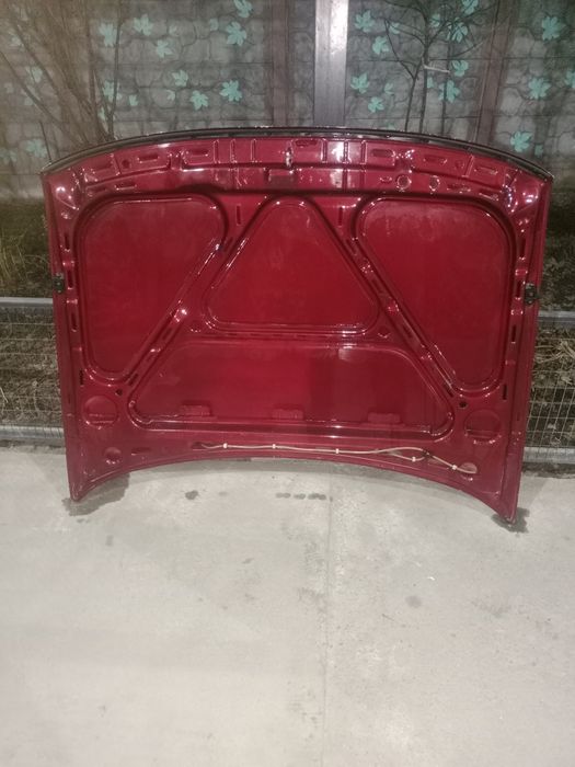 Продам капот passat b4