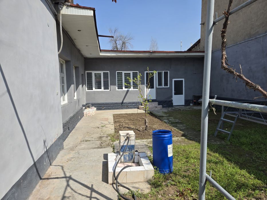 Продаётся участок площадью 4.0 сотки.