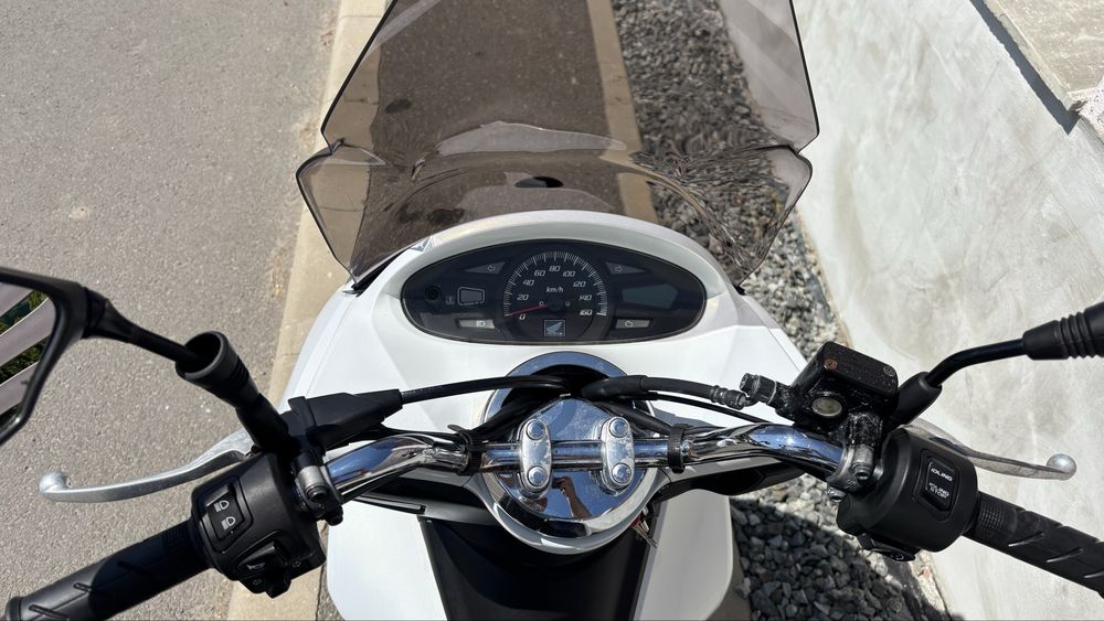 Honda pcx 125 scuter