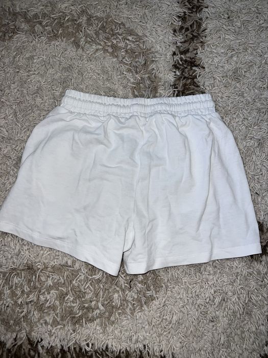Бели къси гащи размер S