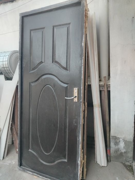 MDF Eshiklar. Soni 4ta. B/U.  Xolati yaxshi.