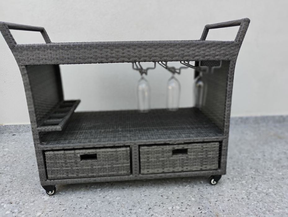 Cărucior servire din ratan, Mobexpert