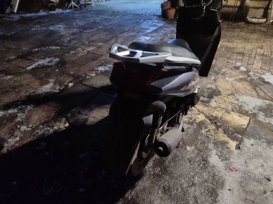 Прлдам мопед самурай