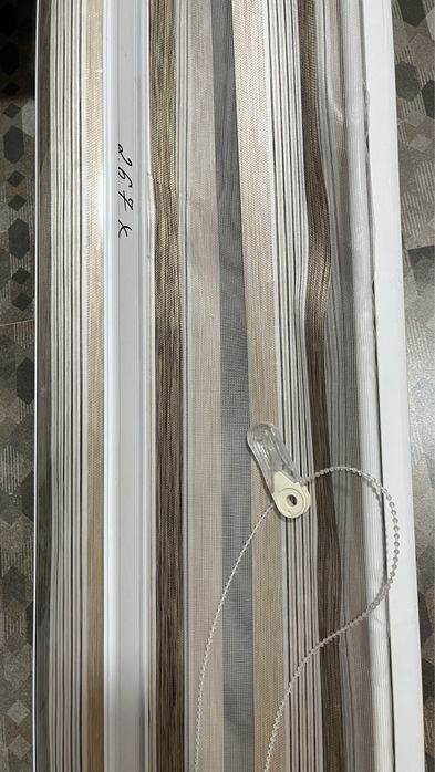 Жалюзи рулонные день/ночь