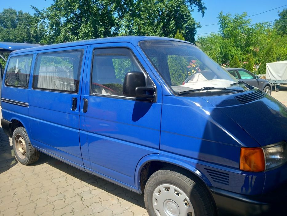 VOLKSWAGEN Transporter