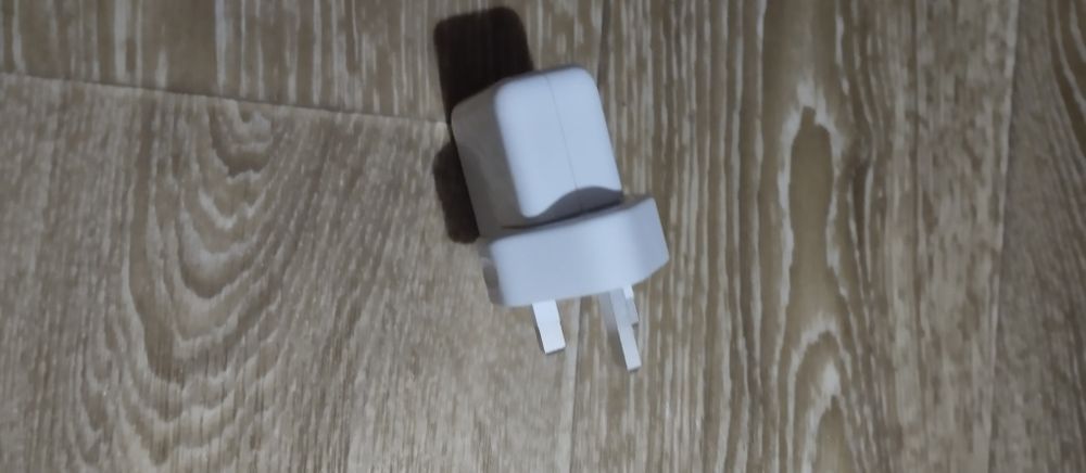 Ноутбук  зарядное устройство