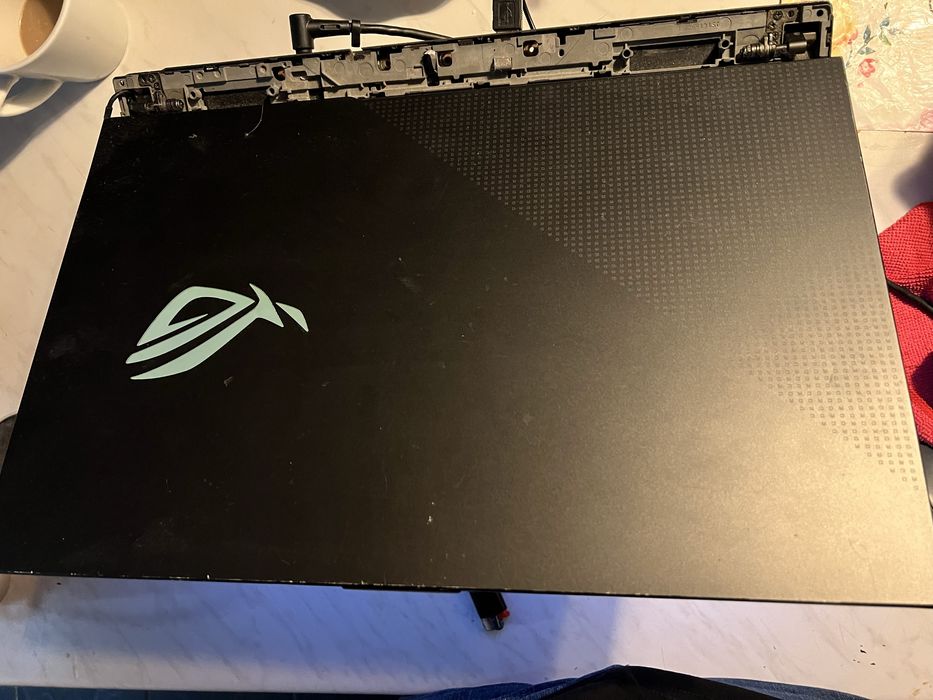 Asus lp gaming rog strix g713qm