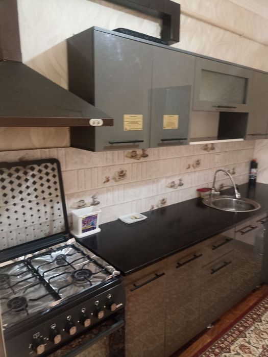 Сдаётся аккуратная 2-комнатная квартира возле метро Юнус Раджаби.