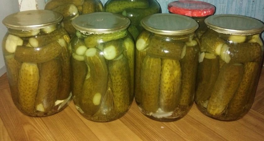 Огурцы маринованные