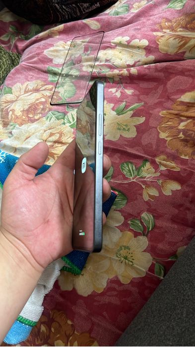 Продам Xiaomi redmi note 13