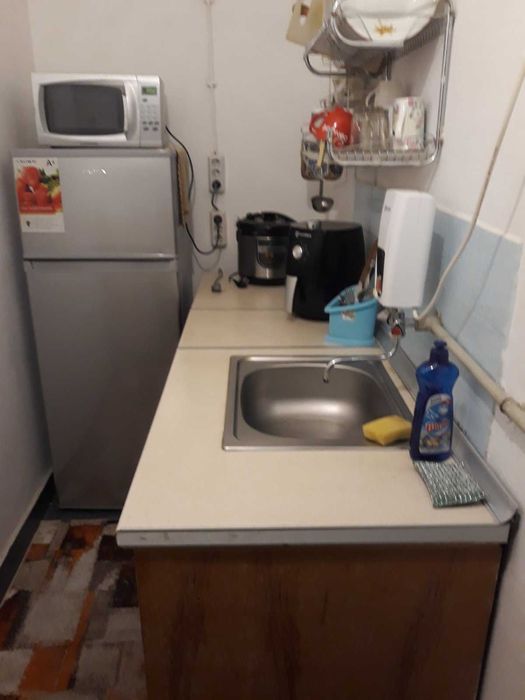 Дава се под наем Тристаен апартамент в Варна, Левски - 86 кв.м за 178.5 € - Снимка #3