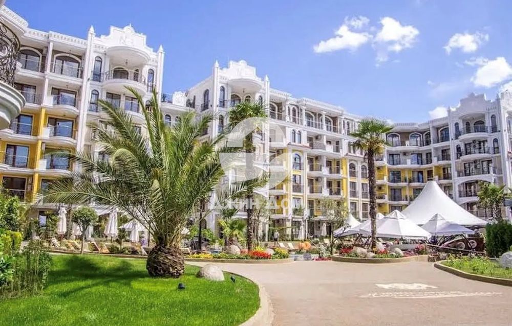 Продава се Двустаен апартамент в к.к. Слънчев бряг - 66 кв.м за 1607 €/кв.м - Снимка #9