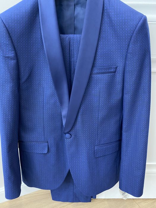 Продам пиджак, смокинг