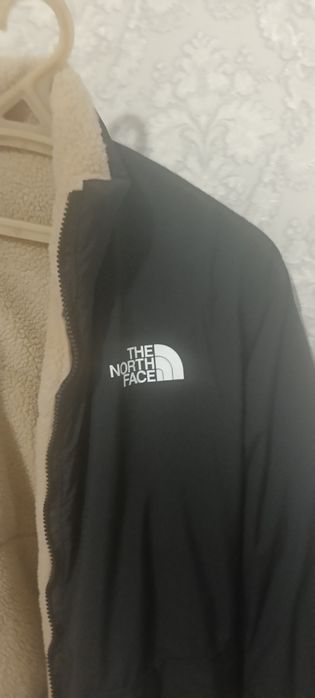 Продается пуховик куртка новая