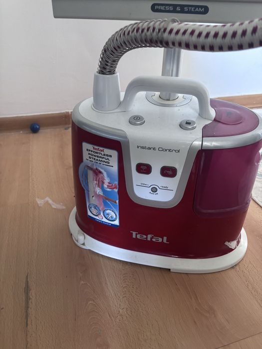 Паровой утюг большой от tefal
