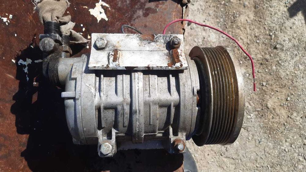 Компрессор автокондиционера Ивеко