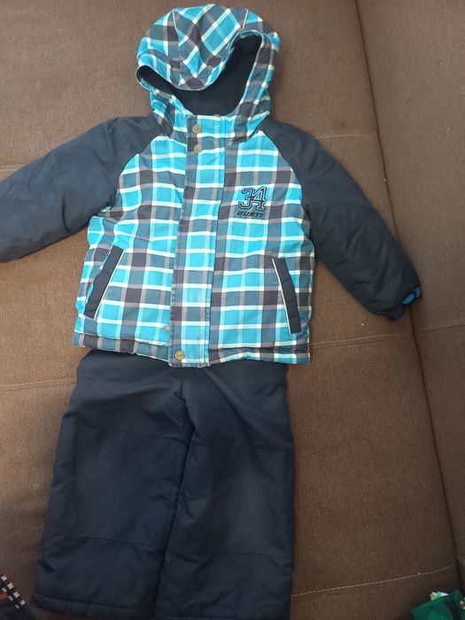 Продам комбинезон, куртка