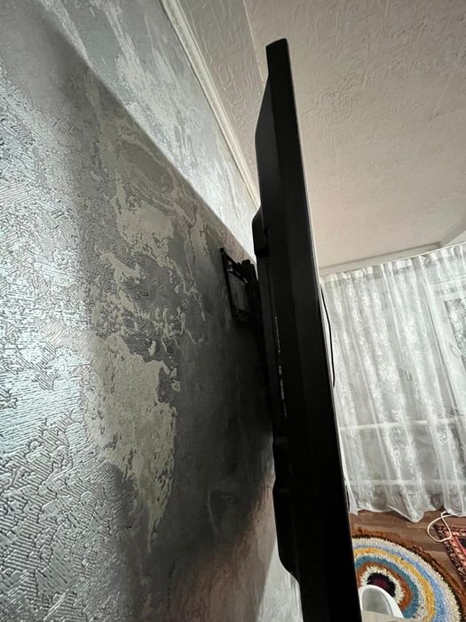 Продам телевизор LG