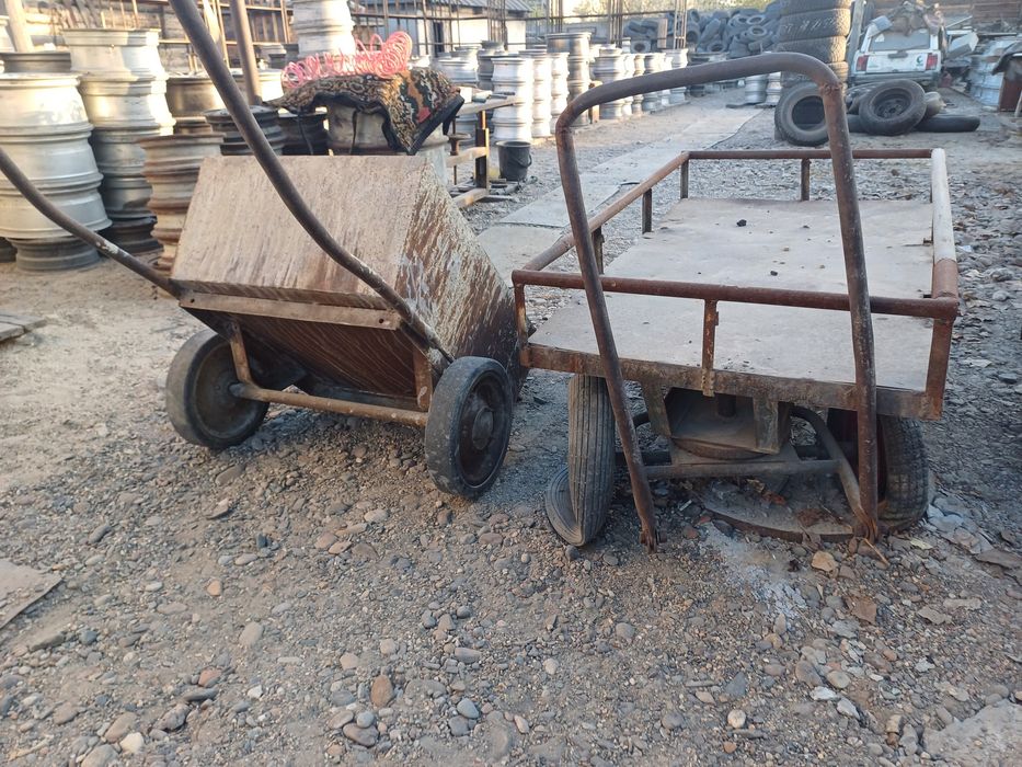 Продам тележки разные
