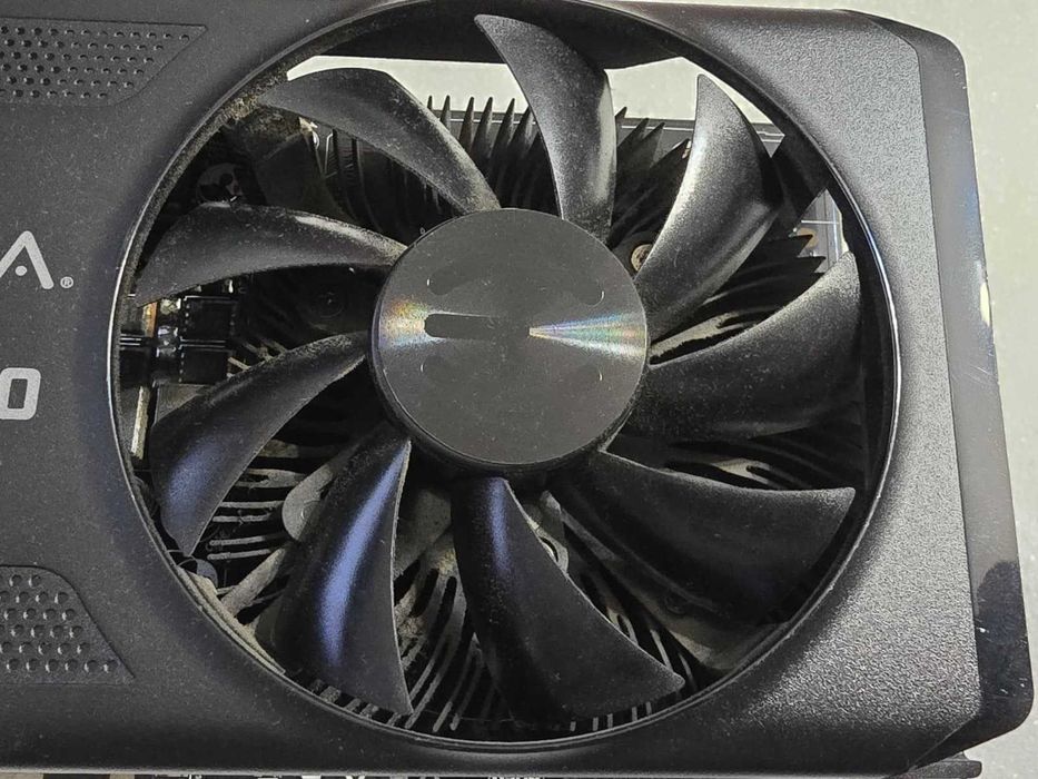 Placa video EVGA GeForce GTX 750 1GB GDDR5 128-bit - poze reale