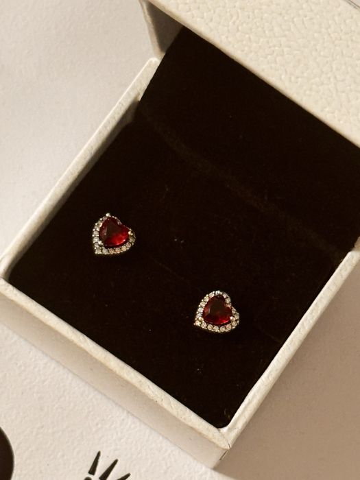 Пандора обеци Pandora