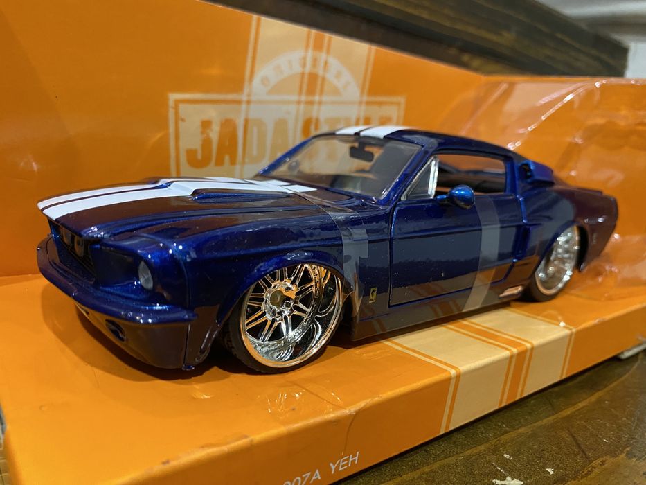 Ford mustang gt500